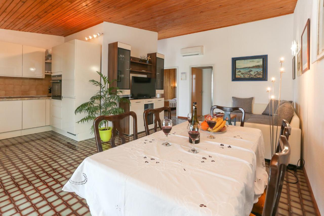 Apartman Mavarcica A4 Traù Esterno foto