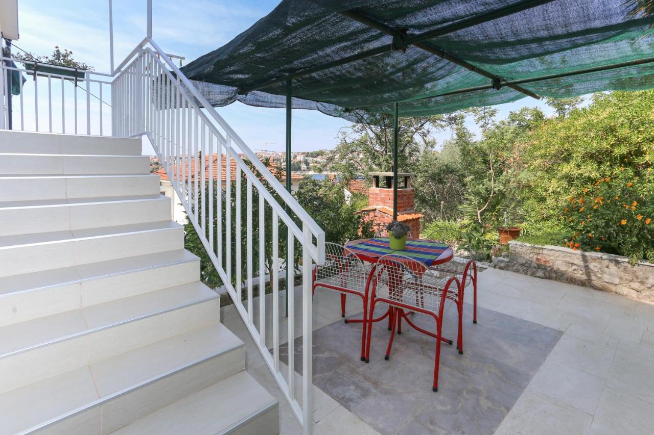 Apartman Mavarcica A4 Traù Esterno foto