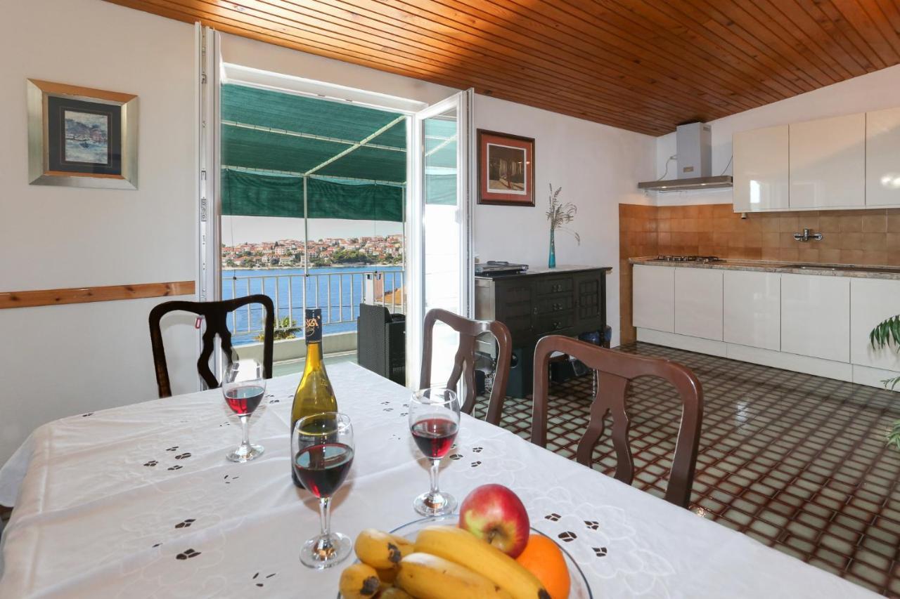 Apartman Mavarcica A4 Traù Esterno foto